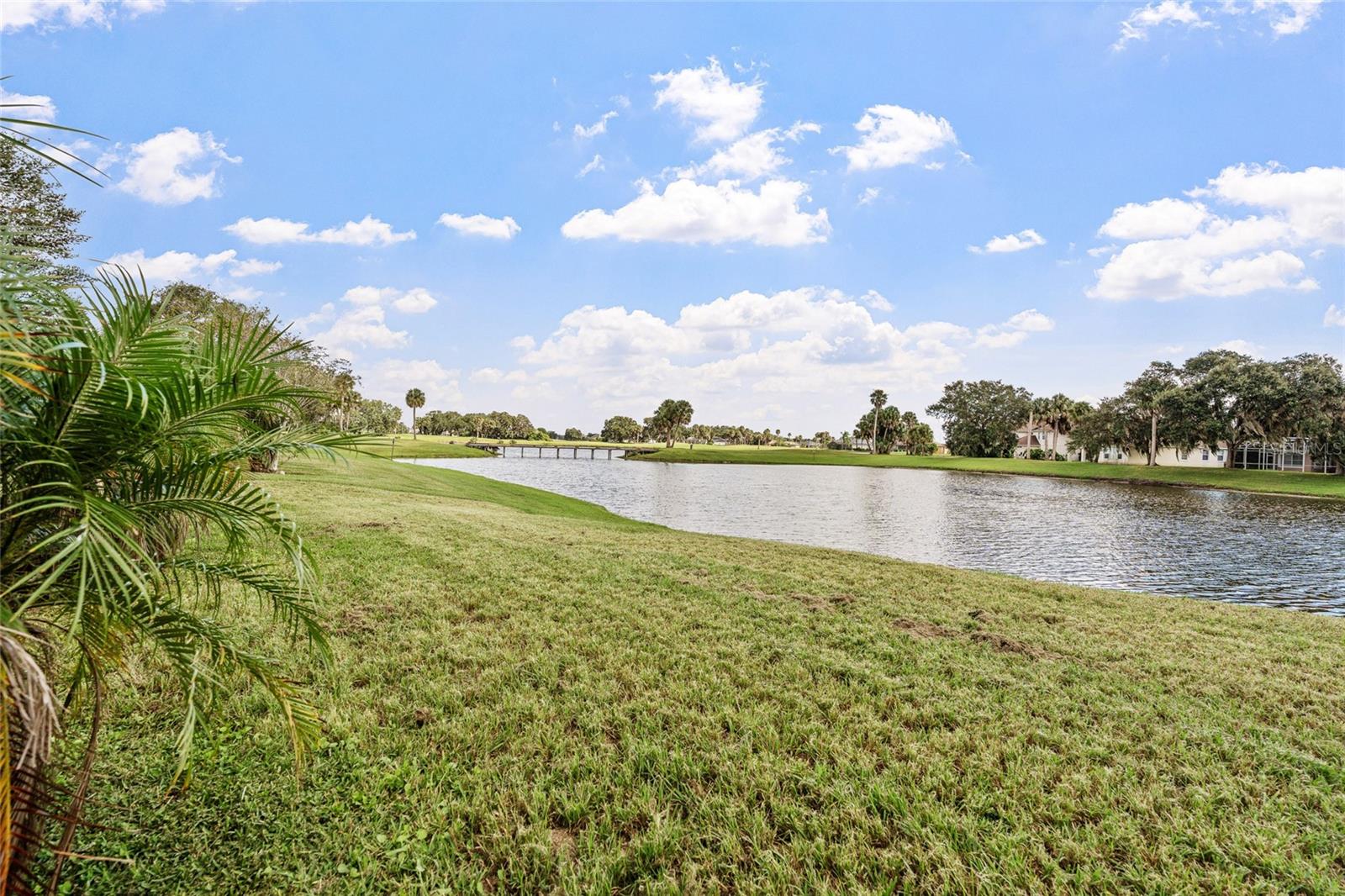 Image 28 of 35 For 1729 Golfview Drive