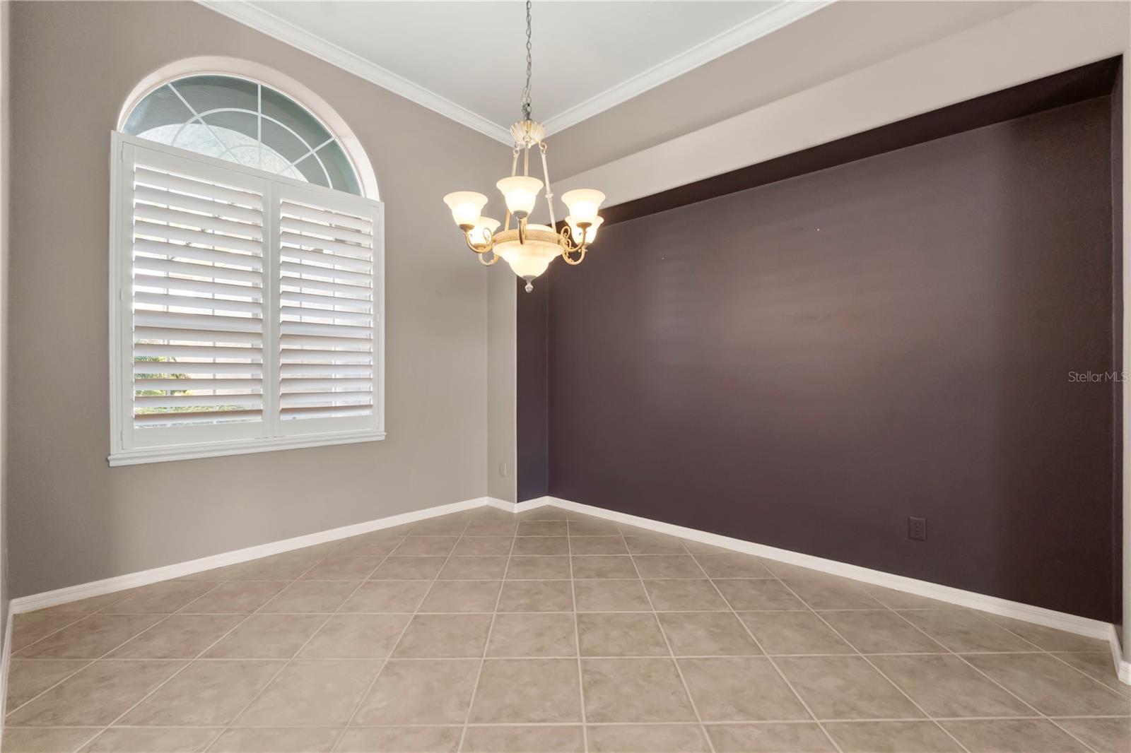 Image 12 of 71 For 4973 Keeneland Circle