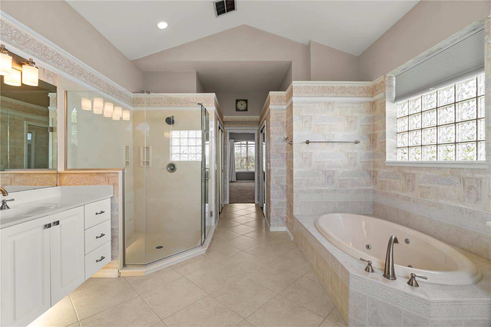 Image 25 of 71 For 4973 Keeneland Circle