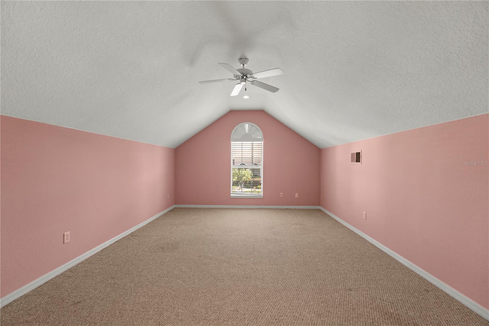 Image 38 of 71 For 4973 Keeneland Circle