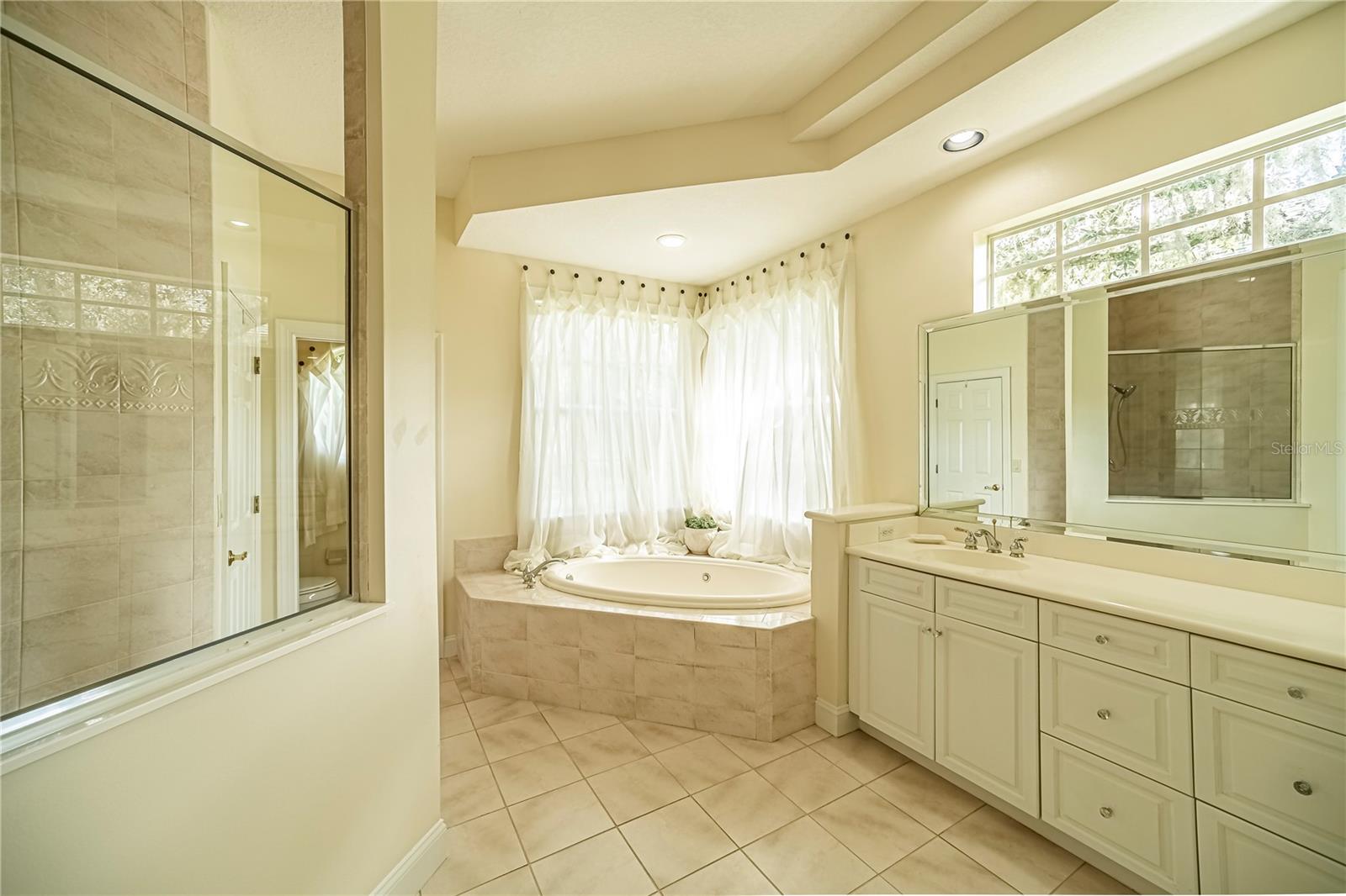 Image 17 of 30 For 108 Seville Chase Drive