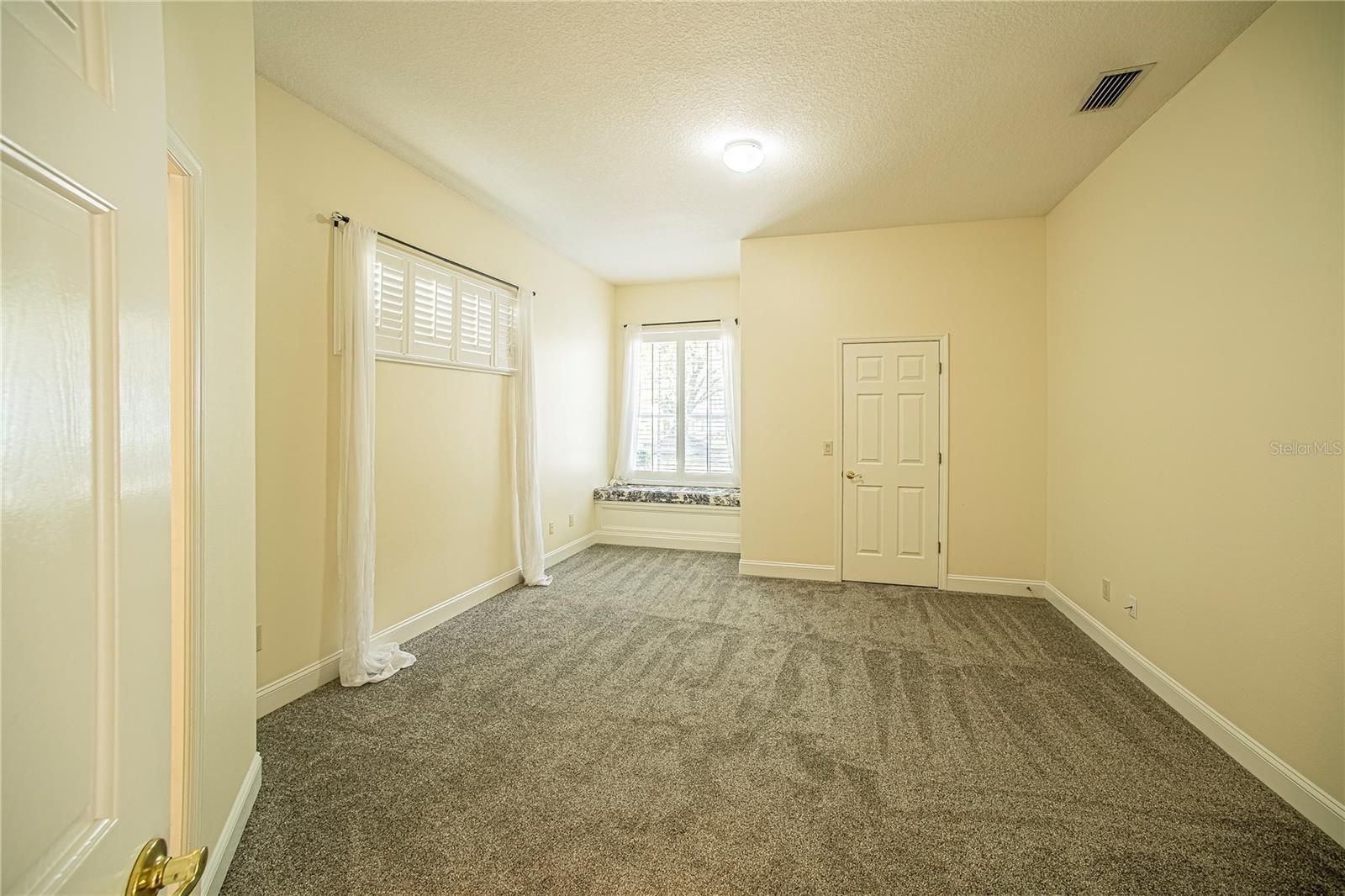 Image 19 of 30 For 108 Seville Chase Drive