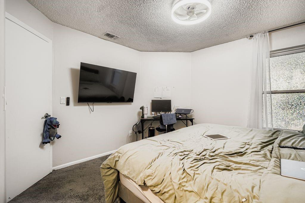 Image 10 of 17 For 2548 Grassy Point Drive 202