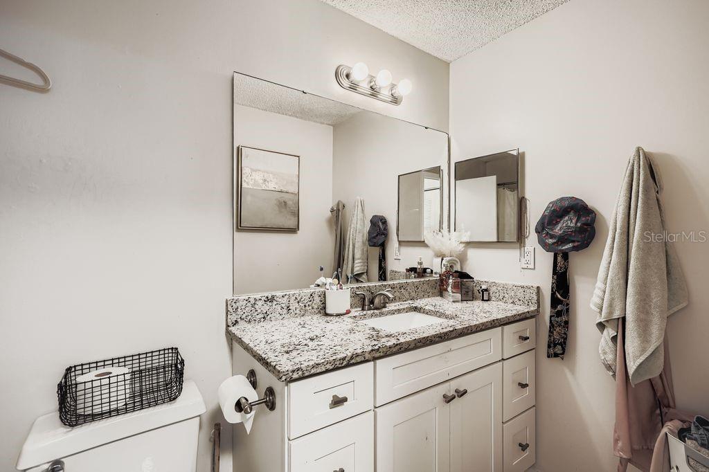 Image 12 of 17 For 2548 Grassy Point Drive 202