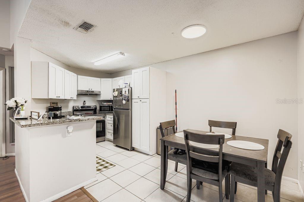 Image 8 of 17 For 2548 Grassy Point Drive 202