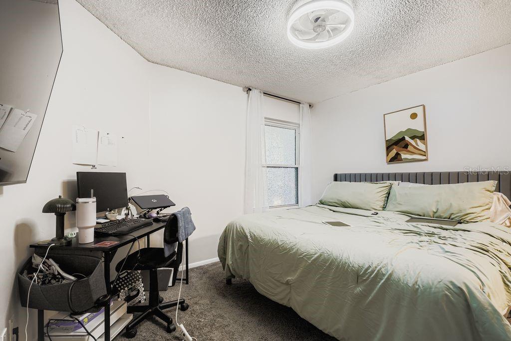 Image 9 of 17 For 2548 Grassy Point Drive 202