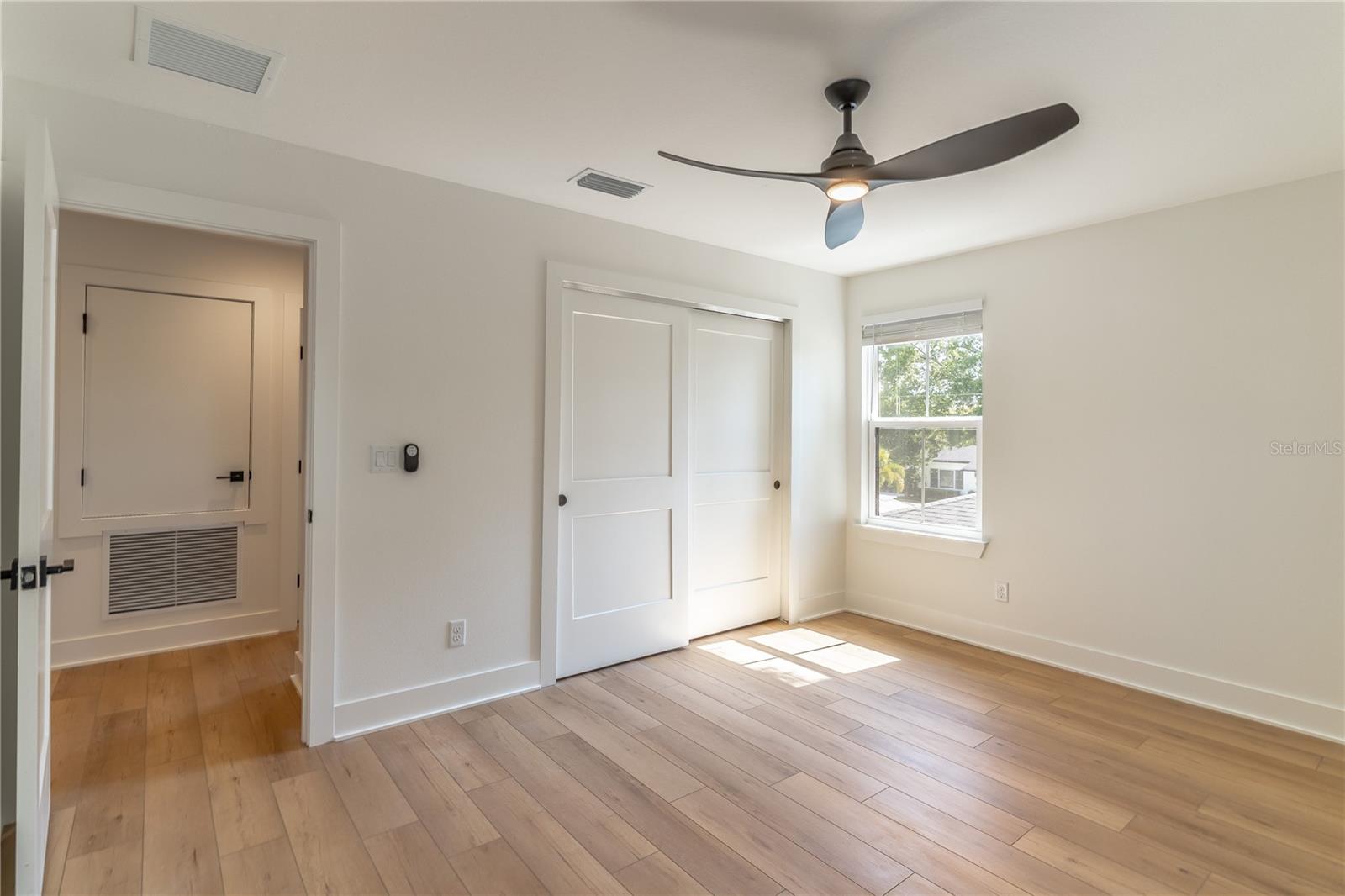 Image 21 of 28 For 1321 Weber Street