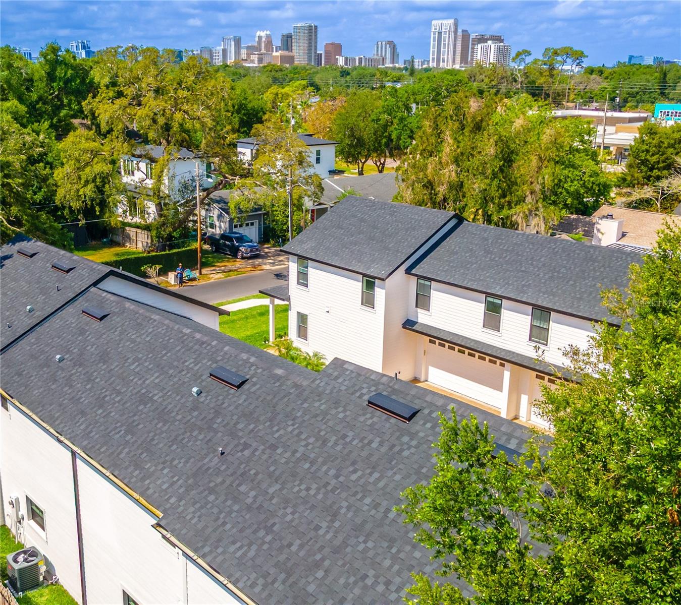 Image 26 of 28 For 1321 Weber Street