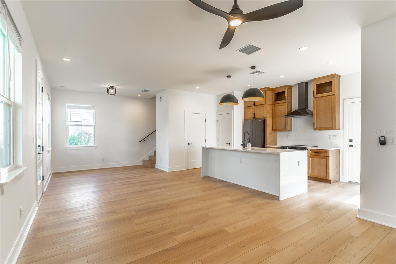 Image 5 of 28 For 1321 Weber Street