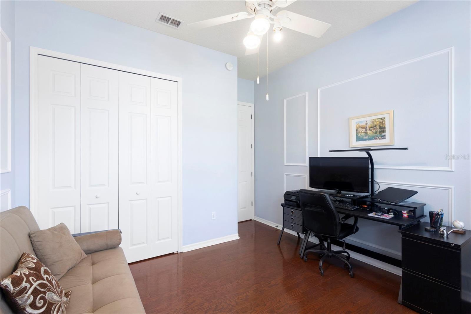 Image 10 of 37 For 440 Sotheby Way