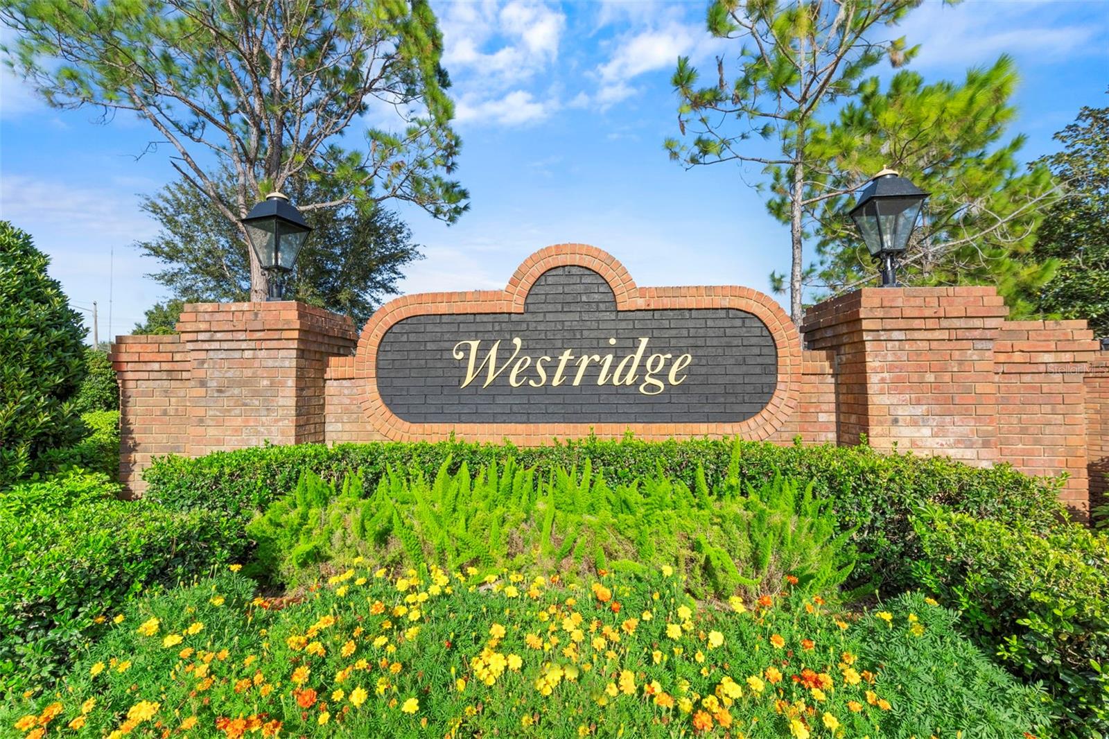 Image 32 of 37 For 440 Sotheby Way