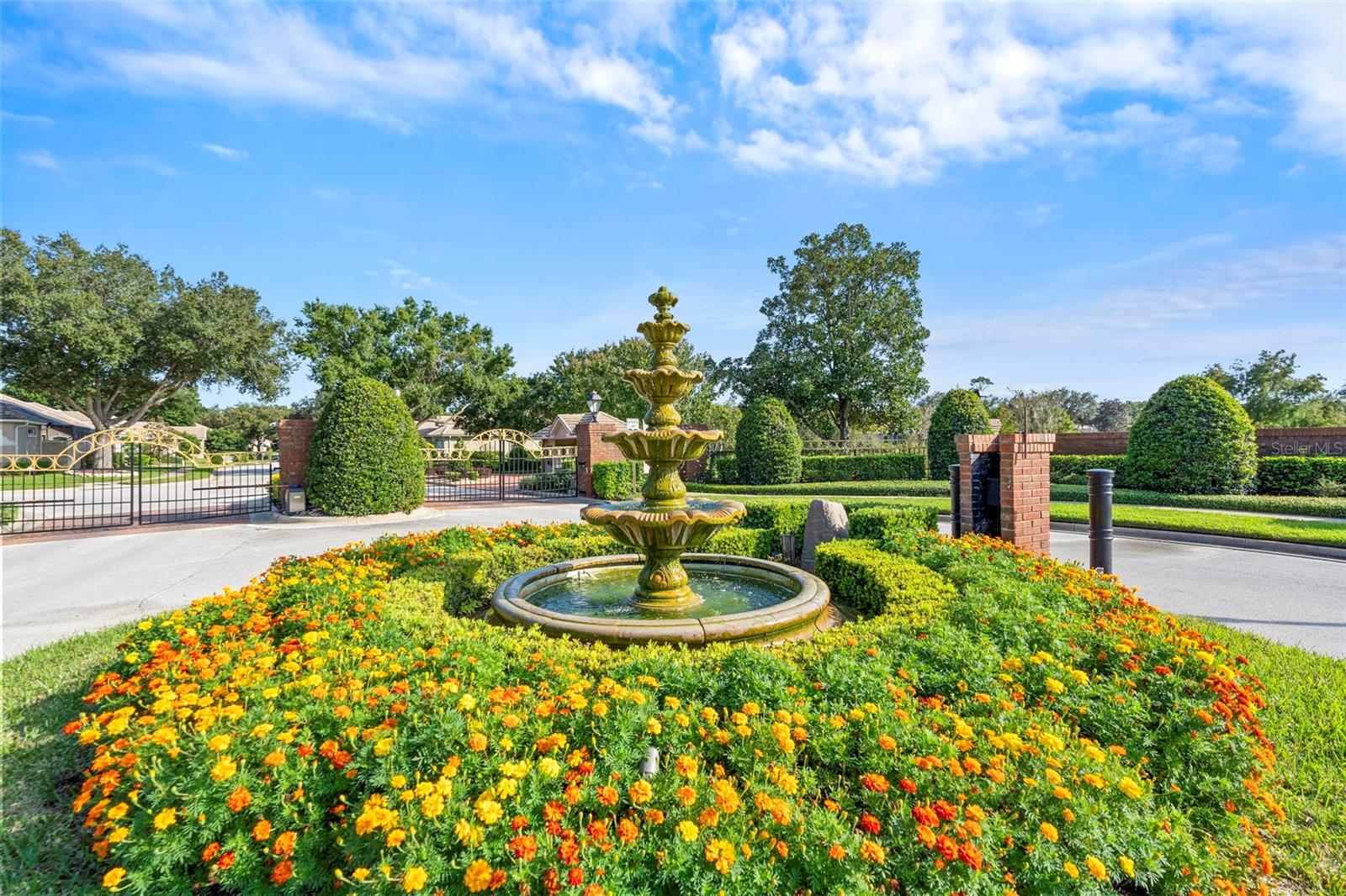 Image 33 of 37 For 440 Sotheby Way