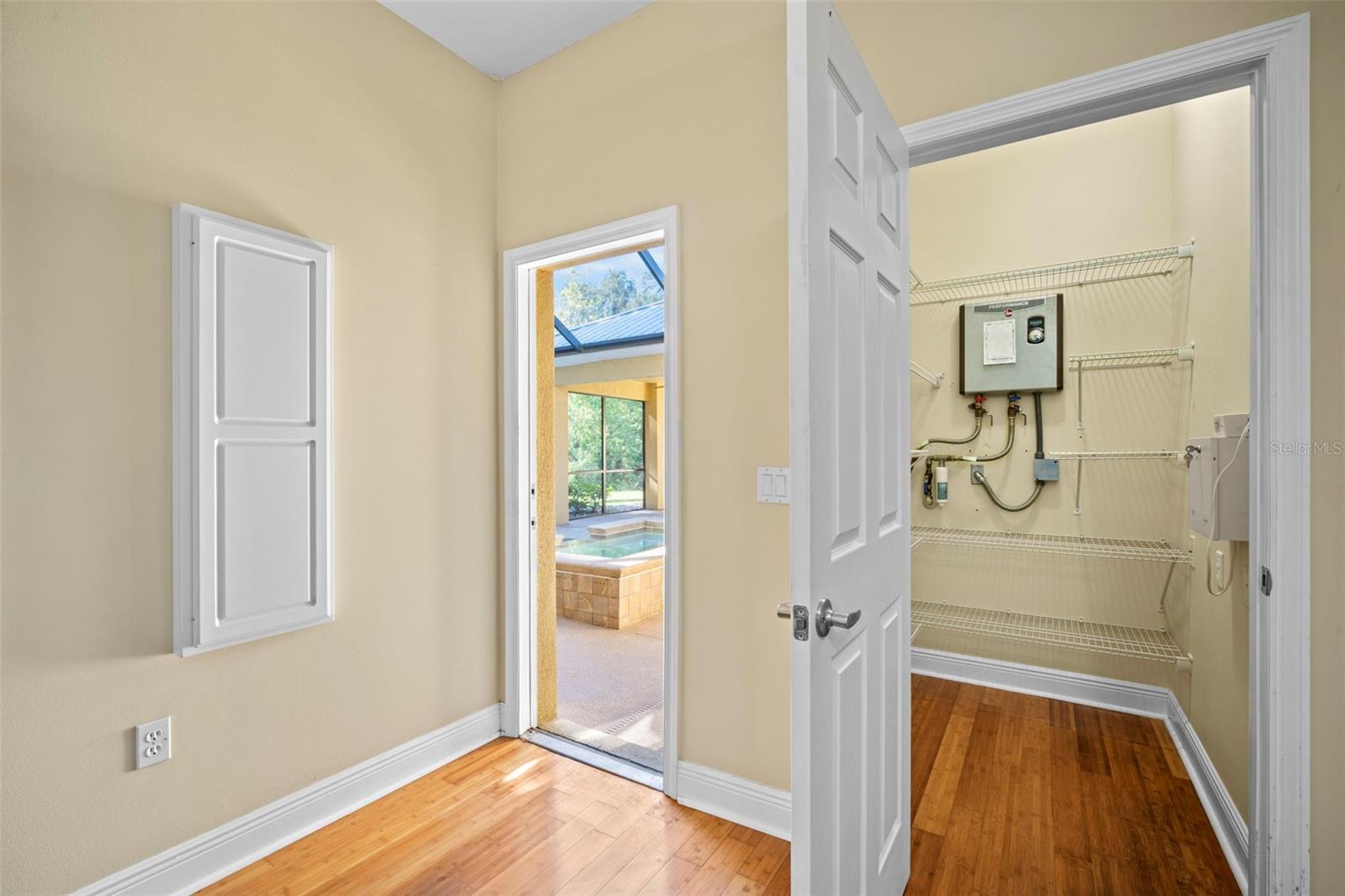 Image 37 of 45 For 5900 Cochran Lane