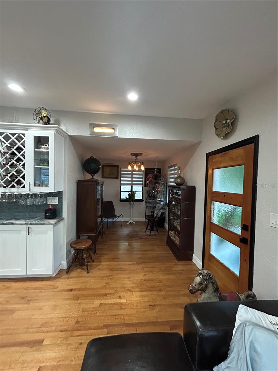 Image 13 of 31 For 1109 Princeton Street