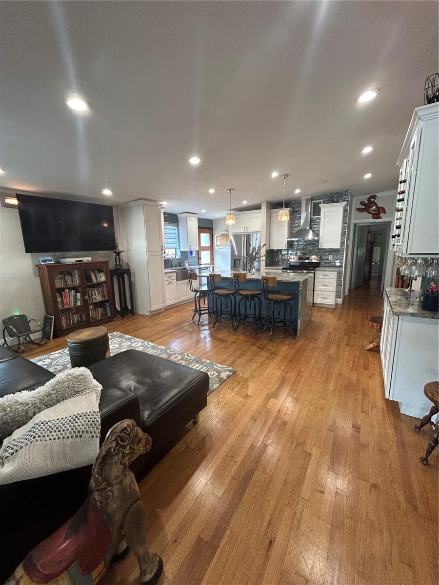 Image 16 of 31 For 1109 Princeton Street