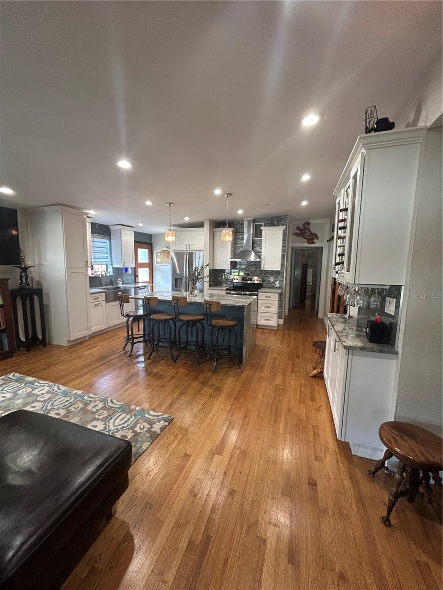 Image 18 of 31 For 1109 Princeton Street