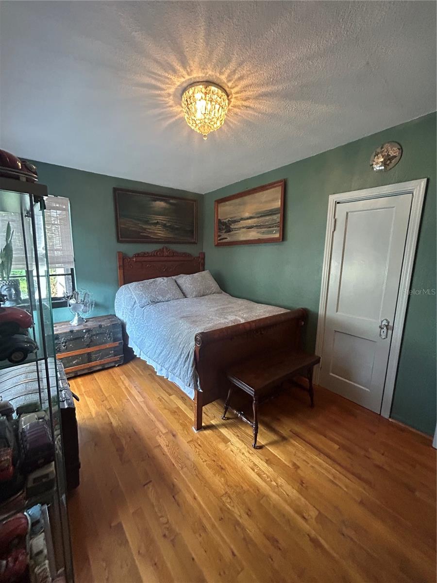 Image 27 of 31 For 1109 Princeton Street