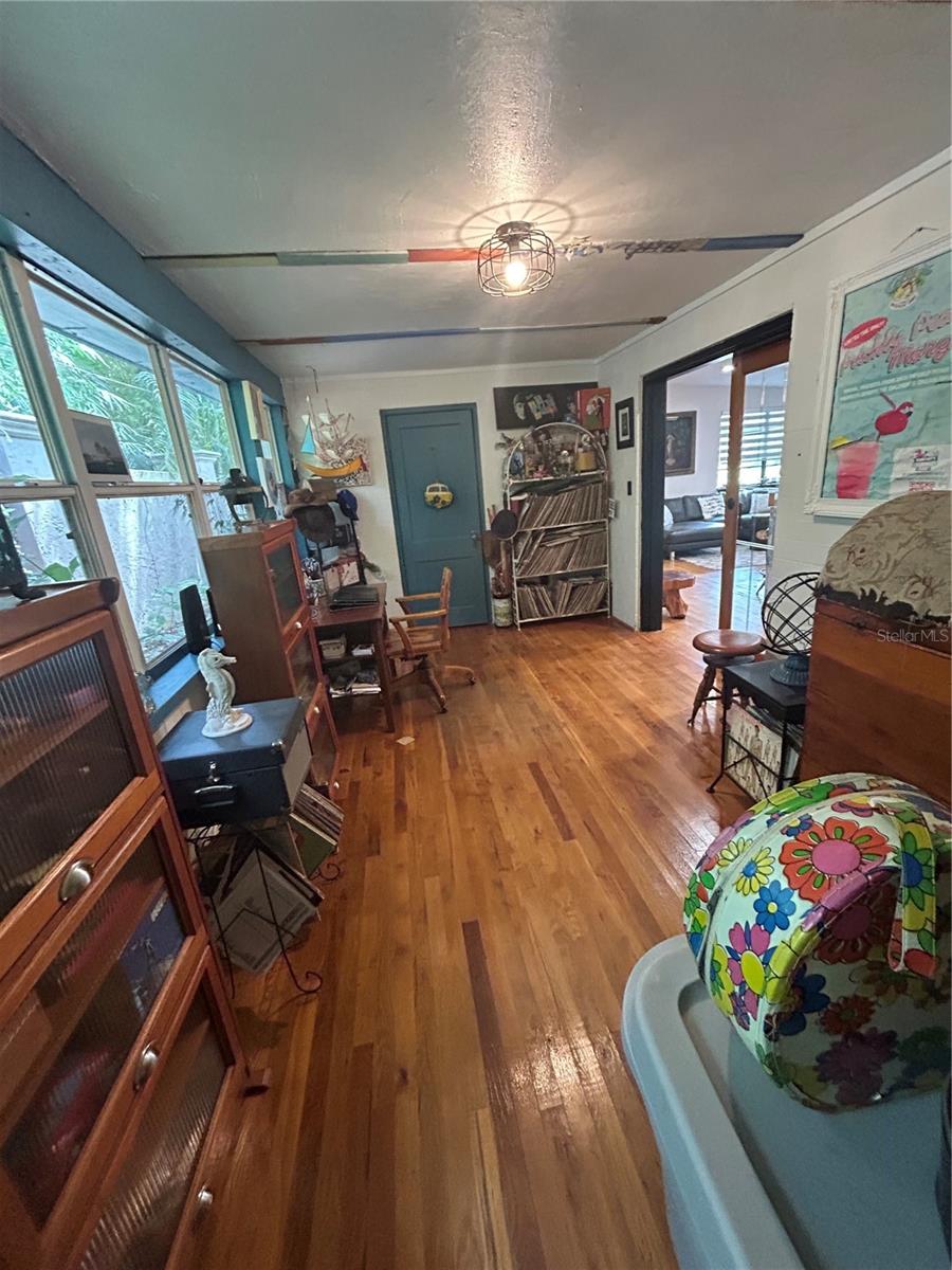 Image 41 of 50 For 1109 Princeton Street