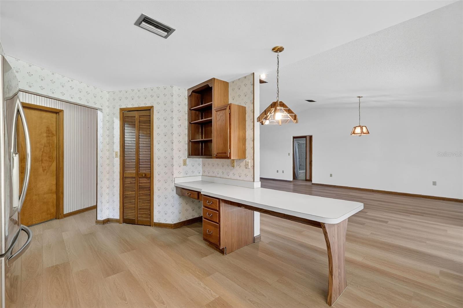 Image 23 of 36 For 41348 Silver Drive