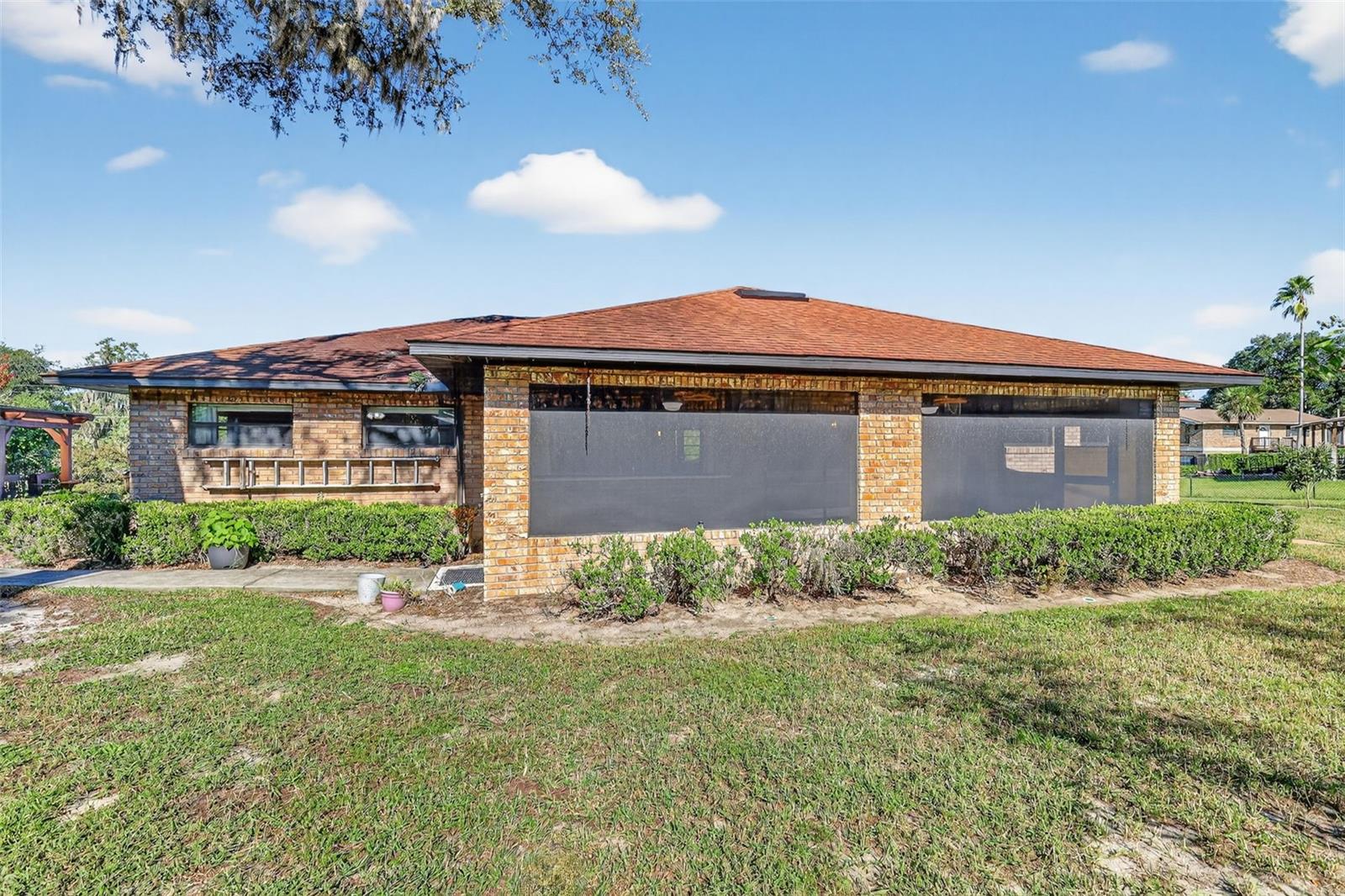Image 3 of 36 For 41348 Silver Drive