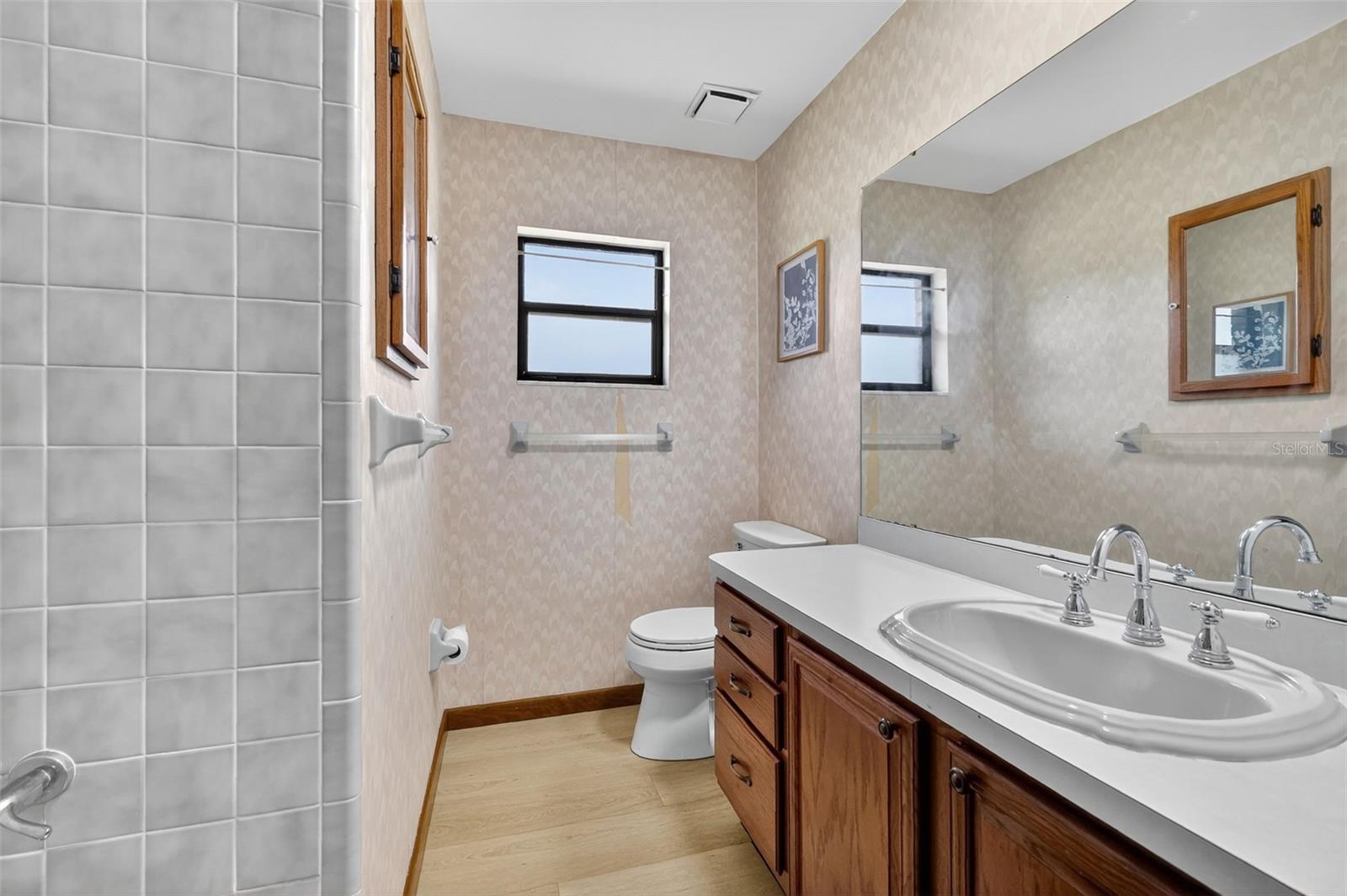 Image 34 of 36 For 41348 Silver Drive