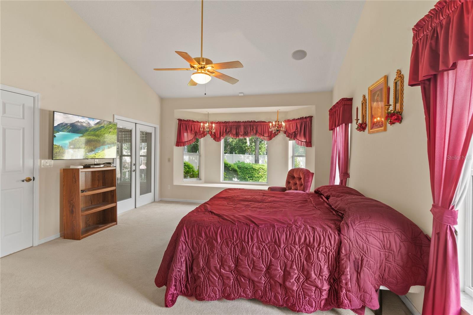 Image 15 of 39 For 2887 Azalea Road