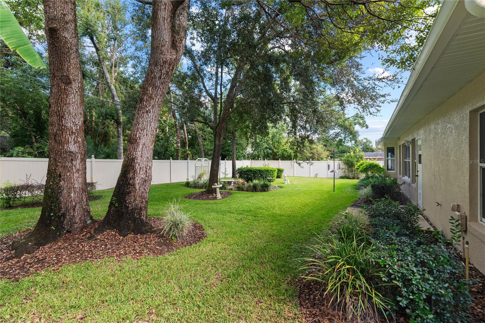 Image 5 of 39 For 2887 Azalea Road