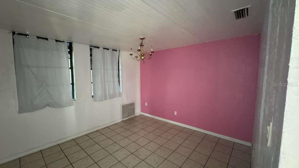 Image 10 of 15 For 289 Ashley Street