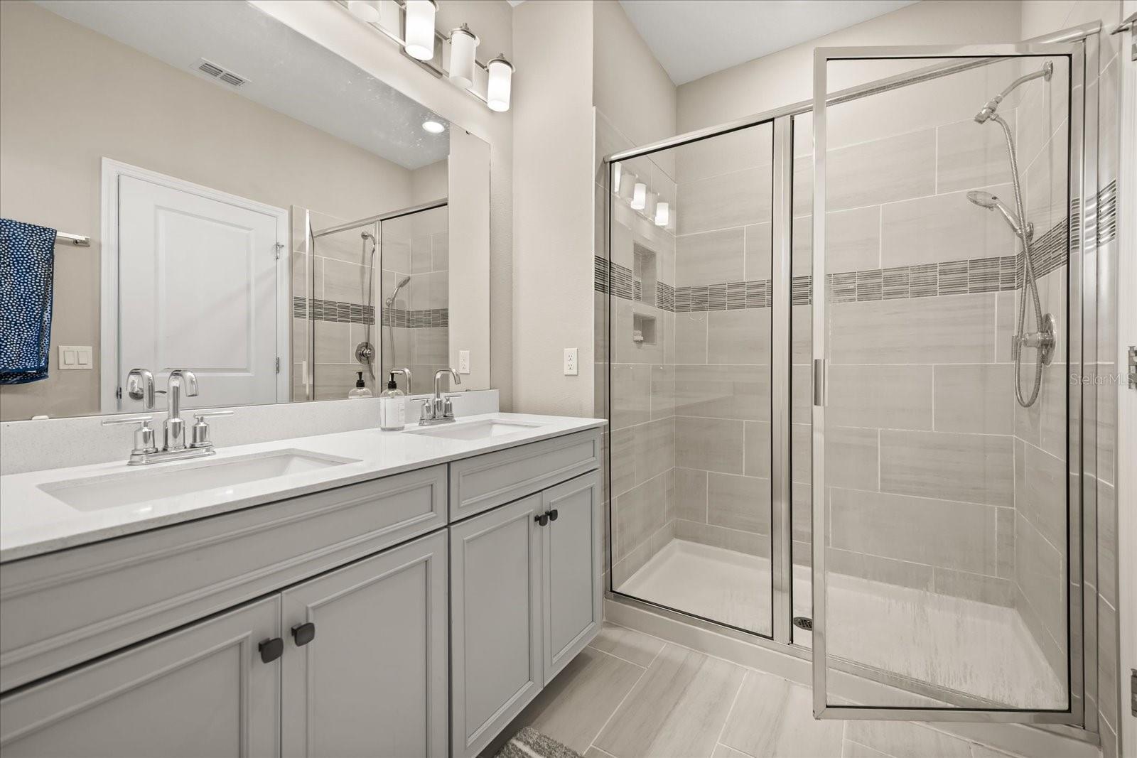 Image 21 of 32 For 4850 Lacewing Drive