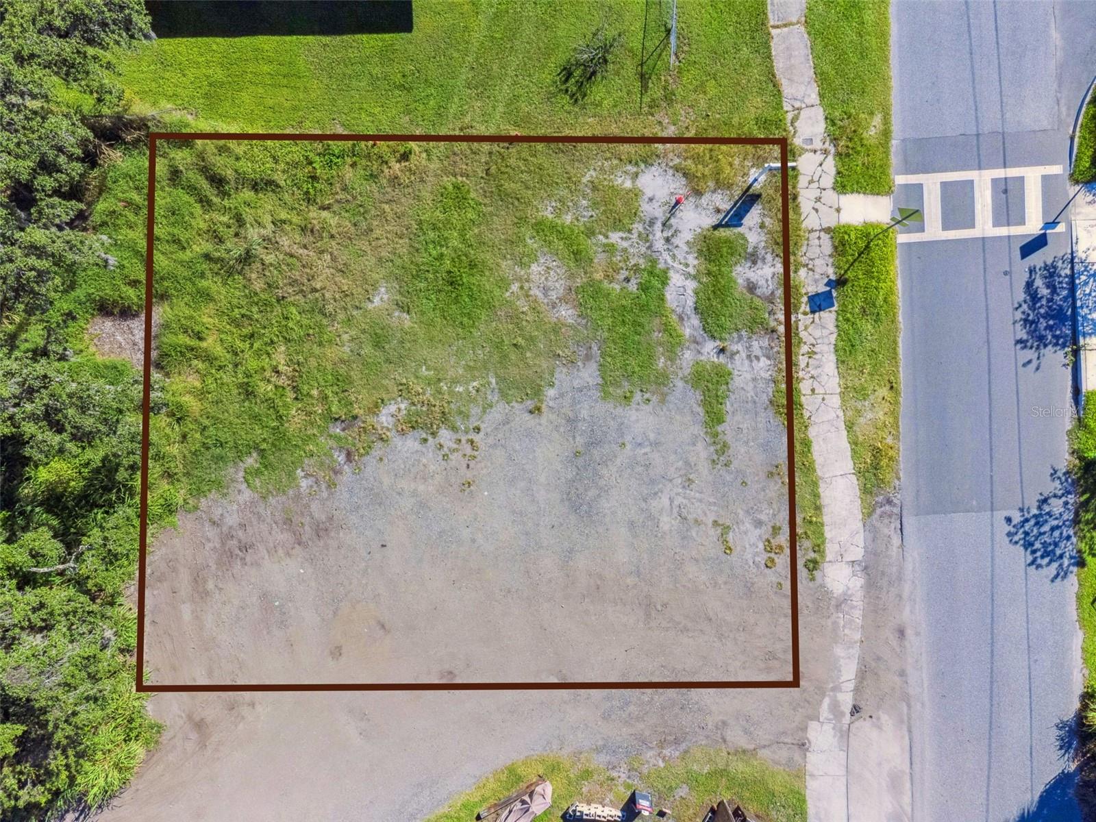 Image 3 of 21 For 323 Franklin Street