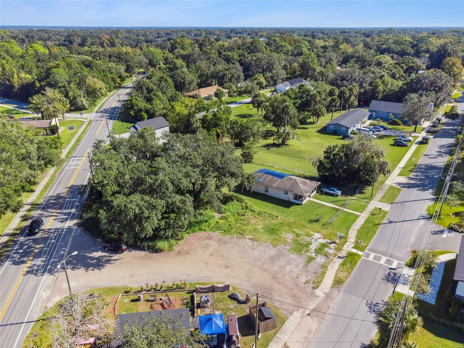 Image 7 of 21 For 323 Franklin Street