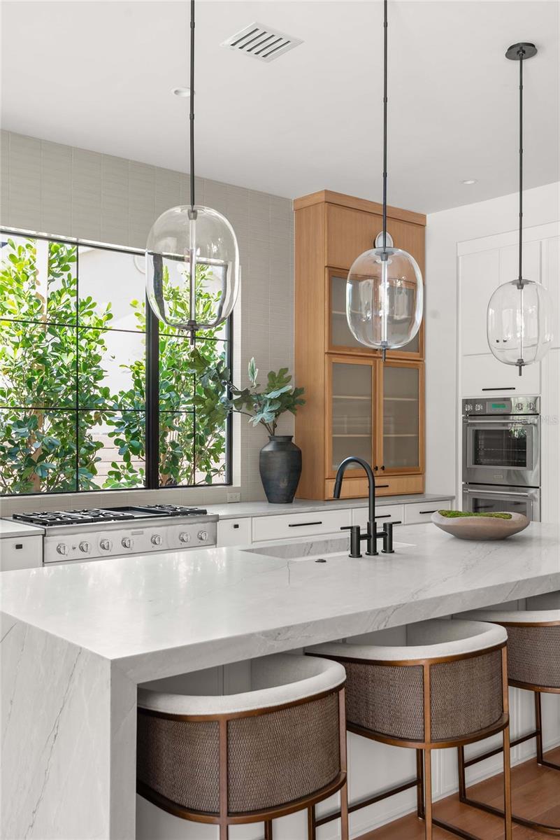 Image 22 of 77 For 1136 Stetson Street