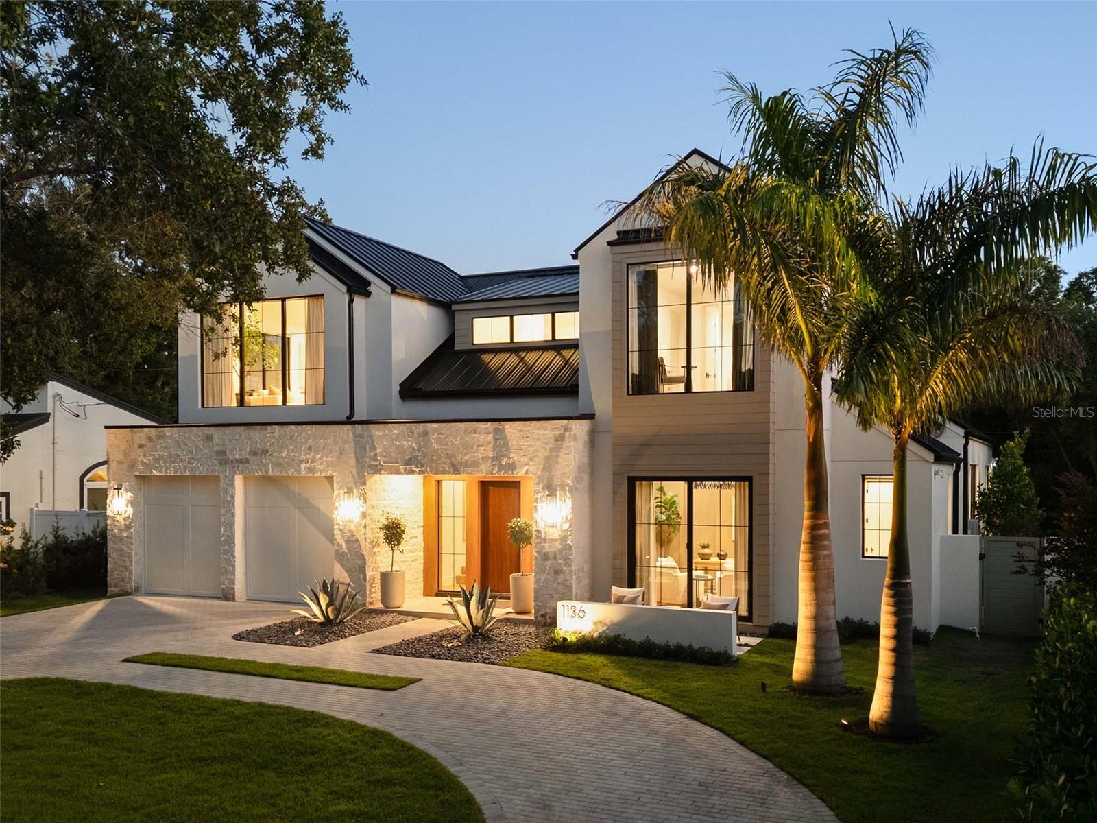 Image 3 of 77 For 1136 Stetson Street