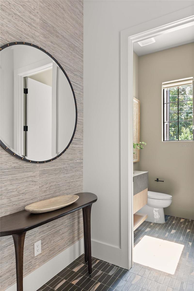 Image 41 of 77 For 1136 Stetson Street