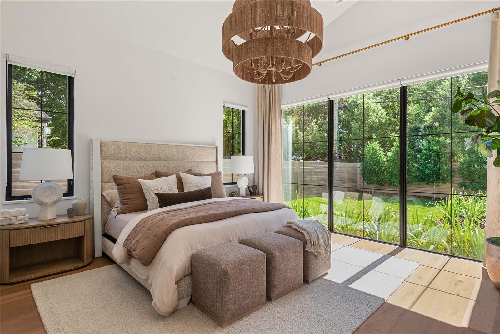 Image 42 of 77 For 1136 Stetson Street