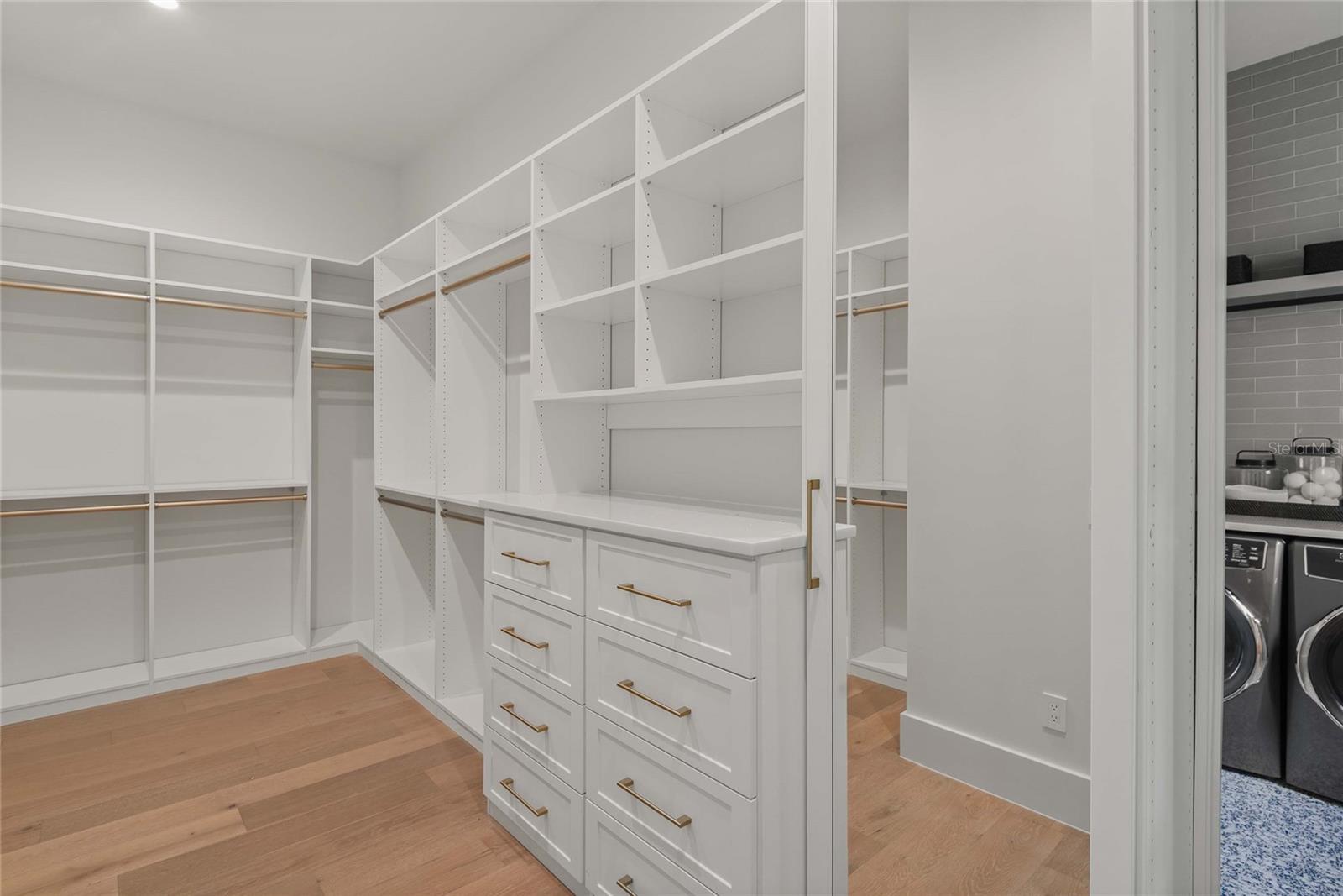 Image 49 of 77 For 1136 Stetson Street