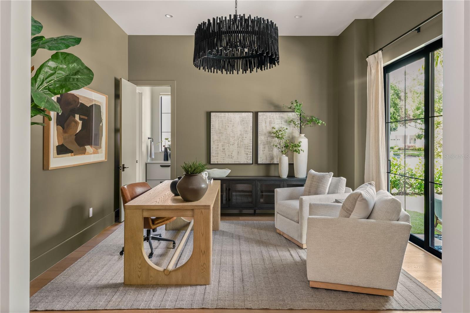 Image 55 of 77 For 1136 Stetson Street