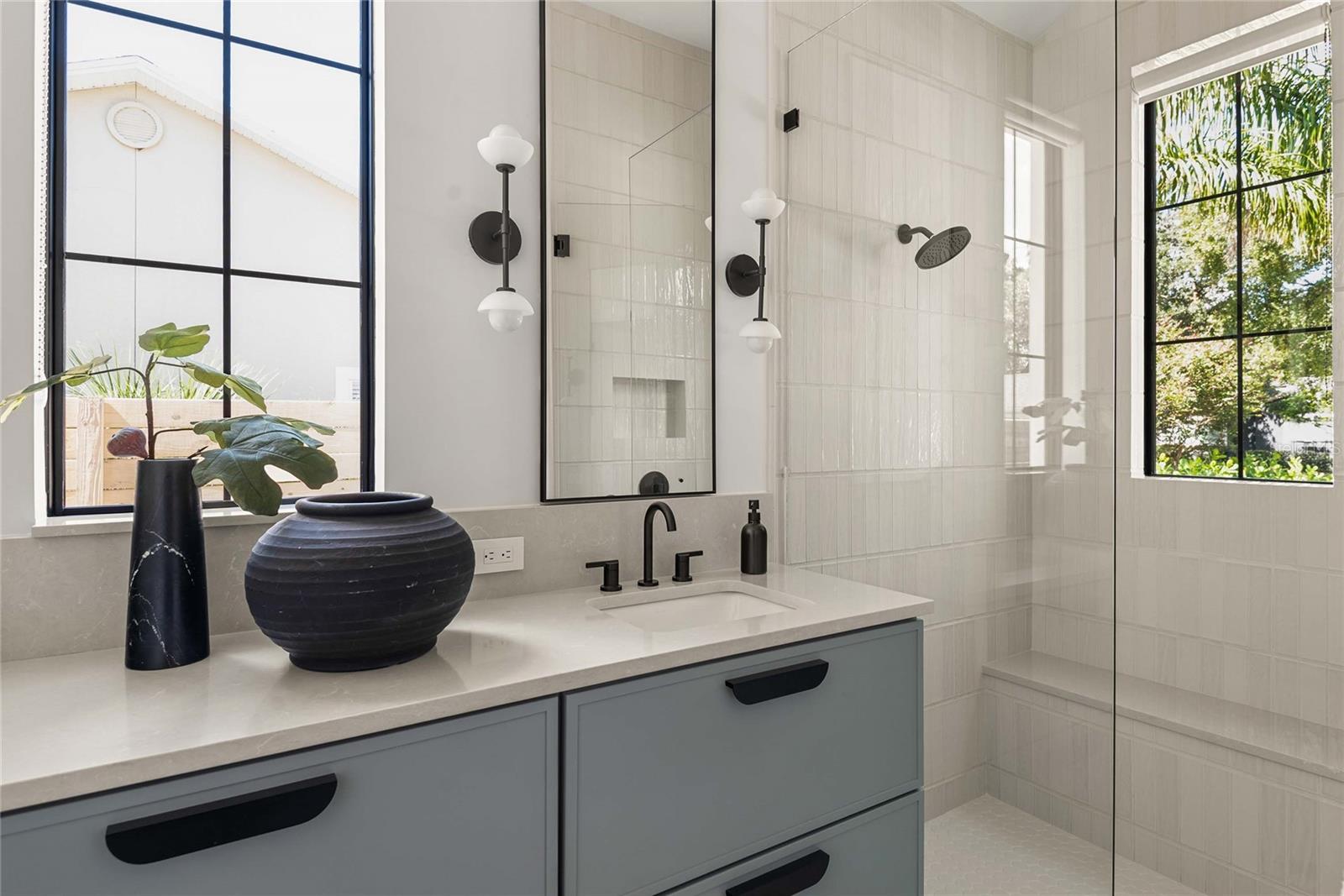 Image 56 of 77 For 1136 Stetson Street