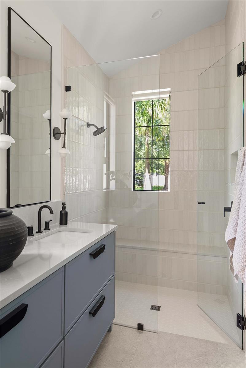 Image 57 of 77 For 1136 Stetson Street