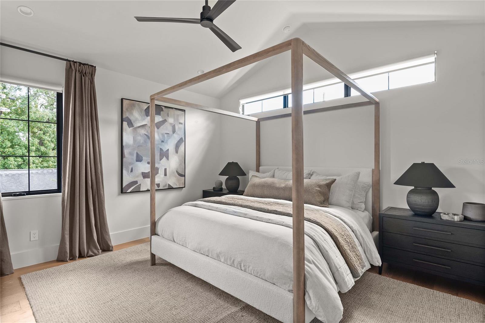 Image 62 of 77 For 1136 Stetson Street