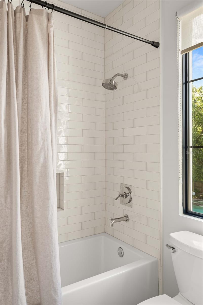 Image 69 of 77 For 1136 Stetson Street