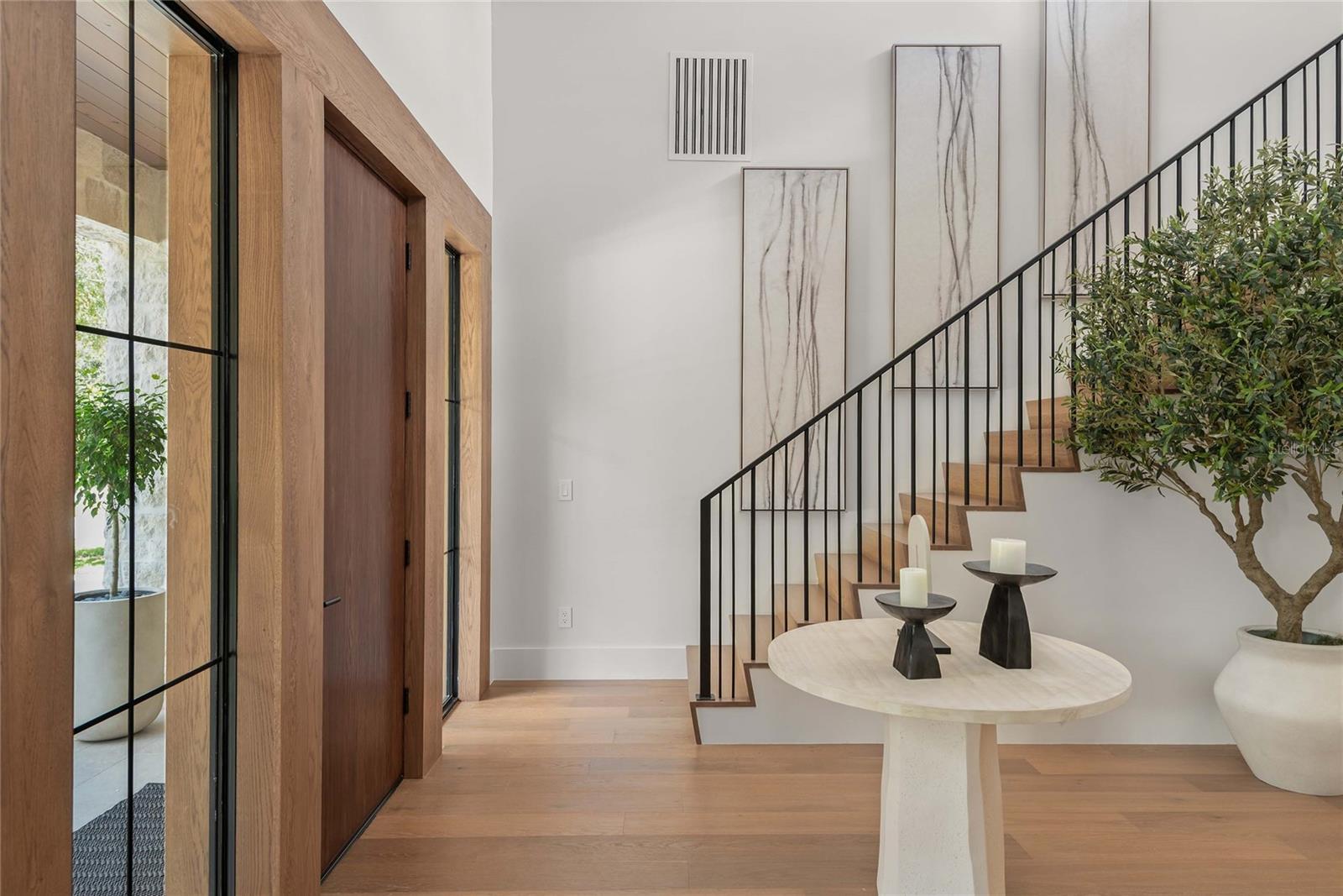 Image 9 of 77 For 1136 Stetson Street