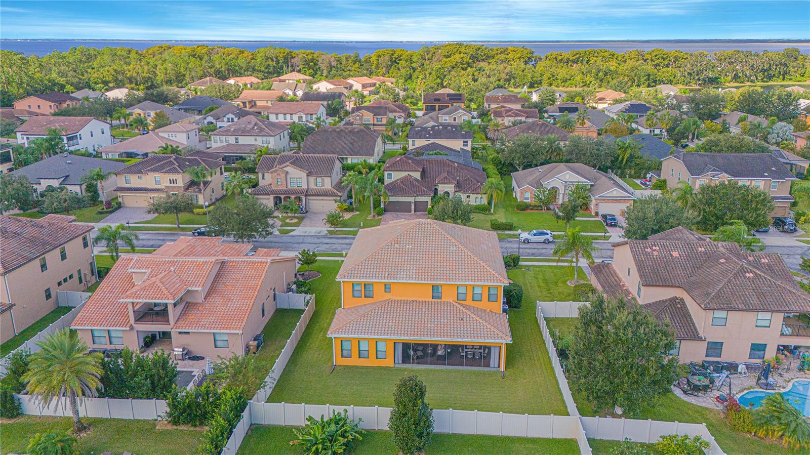 Image 11 of 52 For 1481 Calm Waters Court