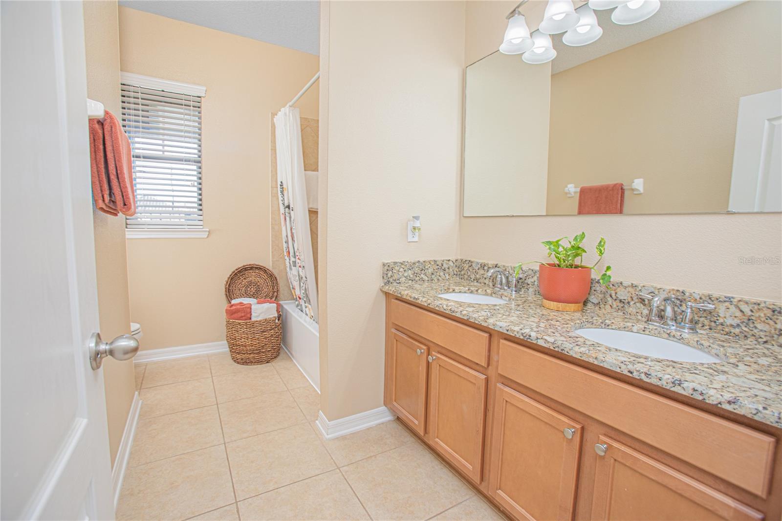 Image 30 of 52 For 1481 Calm Waters Court