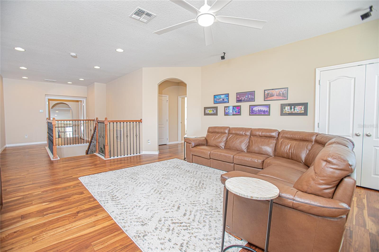 Image 33 of 52 For 1481 Calm Waters Court