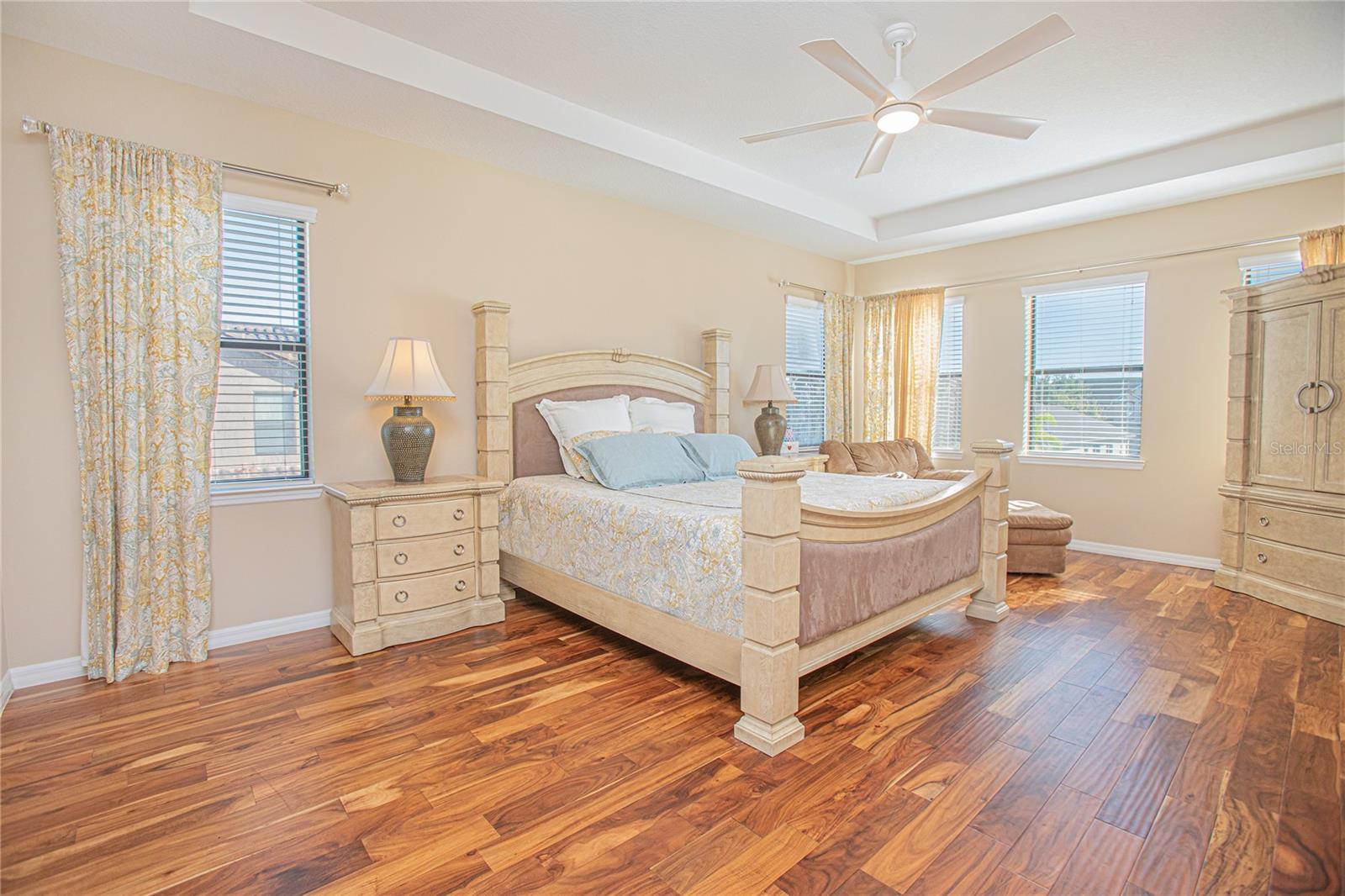 Image 41 of 52 For 1481 Calm Waters Court