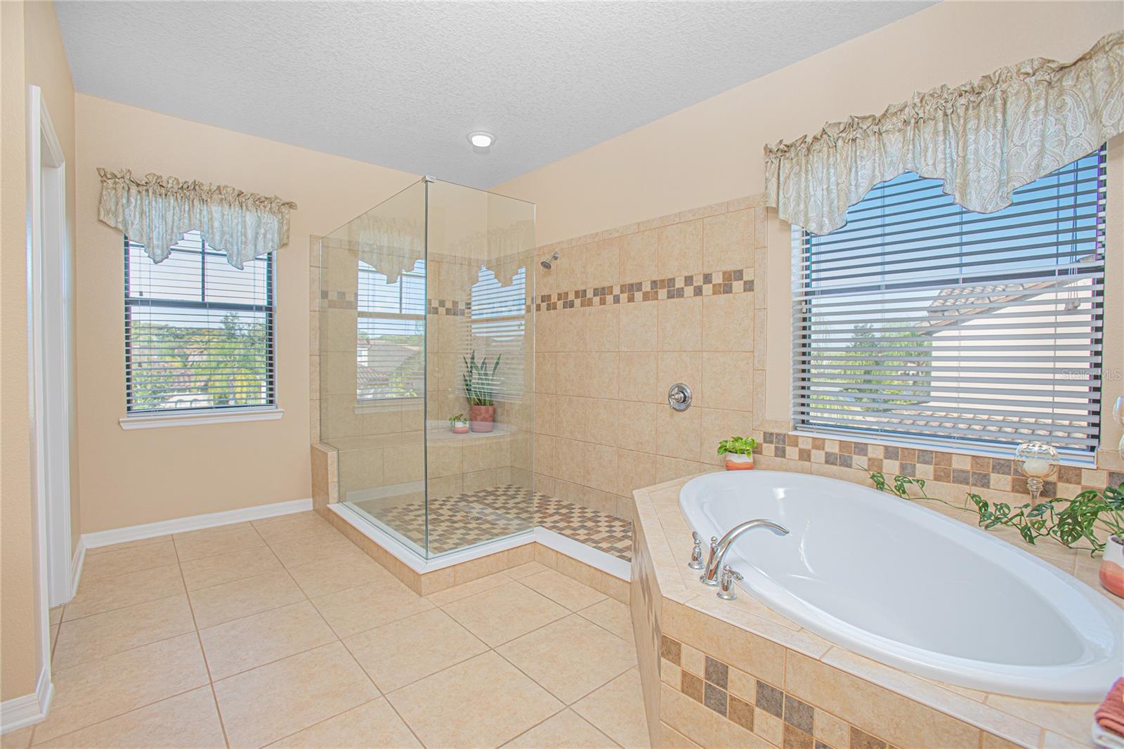 Image 45 of 52 For 1481 Calm Waters Court