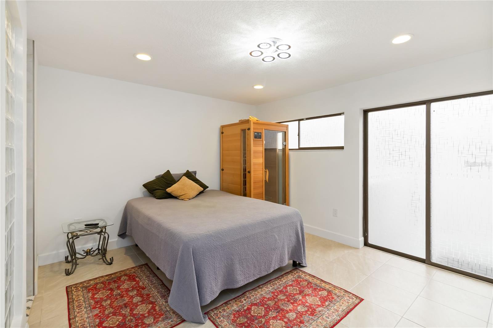 Image 17 of 33 For 1000 Winderley Place 222