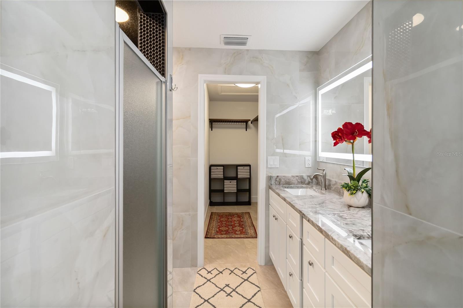 Image 19 of 33 For 1000 Winderley Place 222