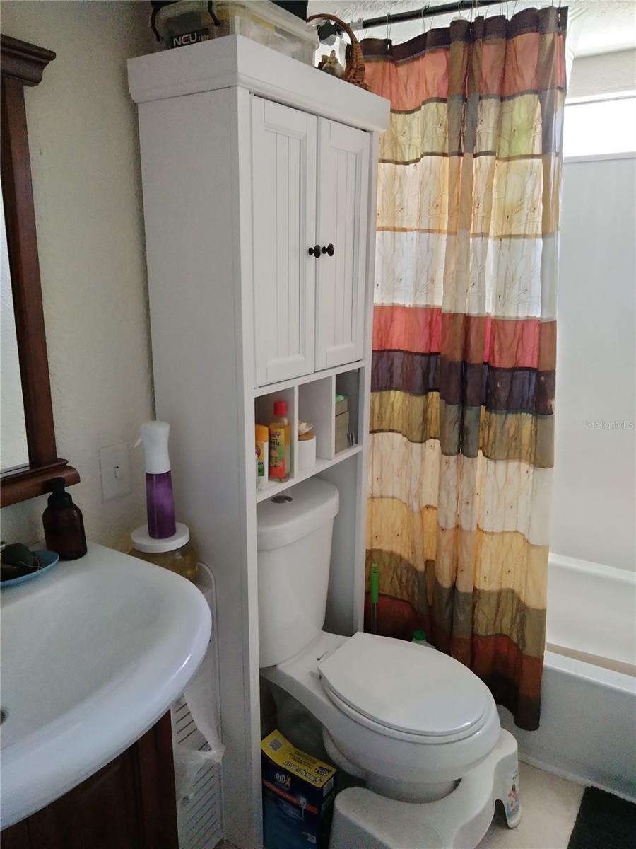 Image 23 of 27 For 3990 Whispering Pines Circle